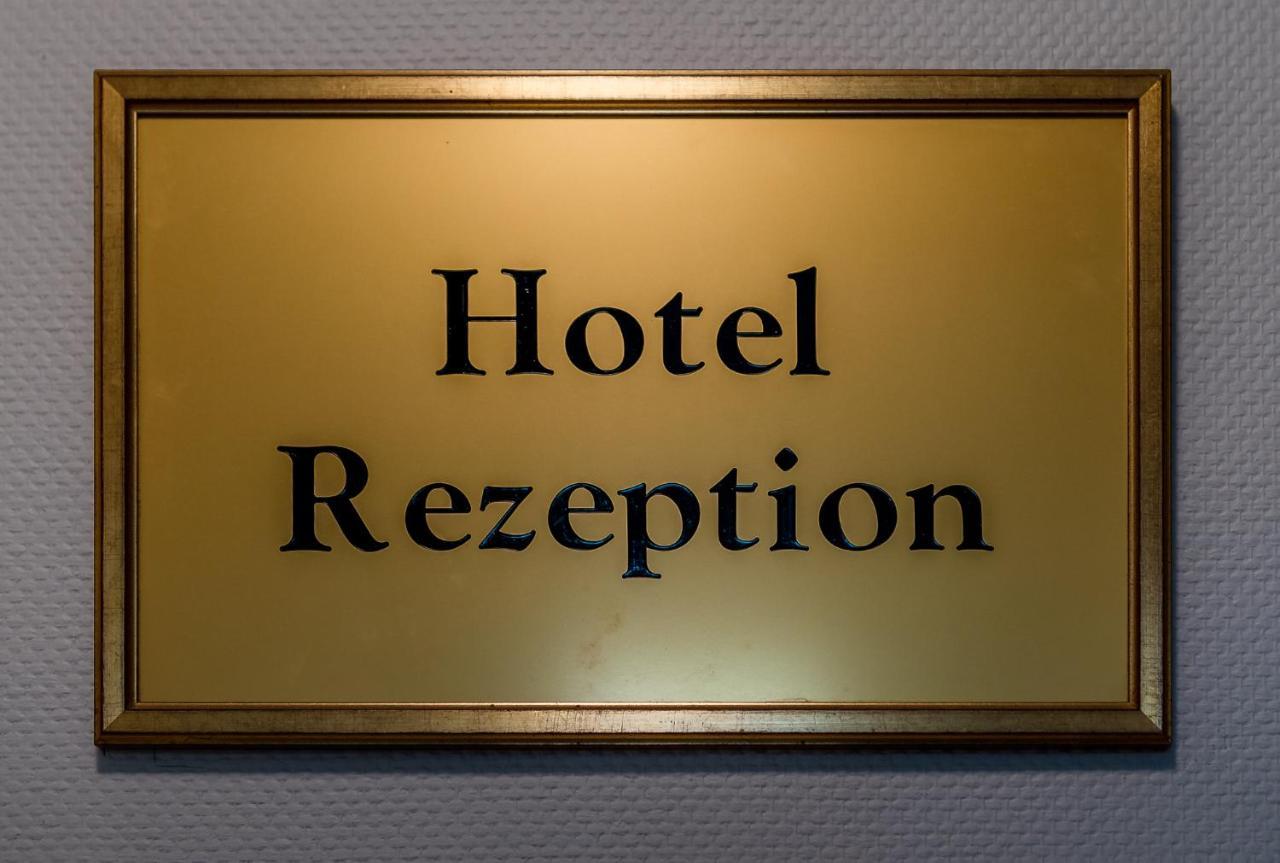 Hotel Meyer แบร์กไฮม์ ภายนอก รูปภาพ
